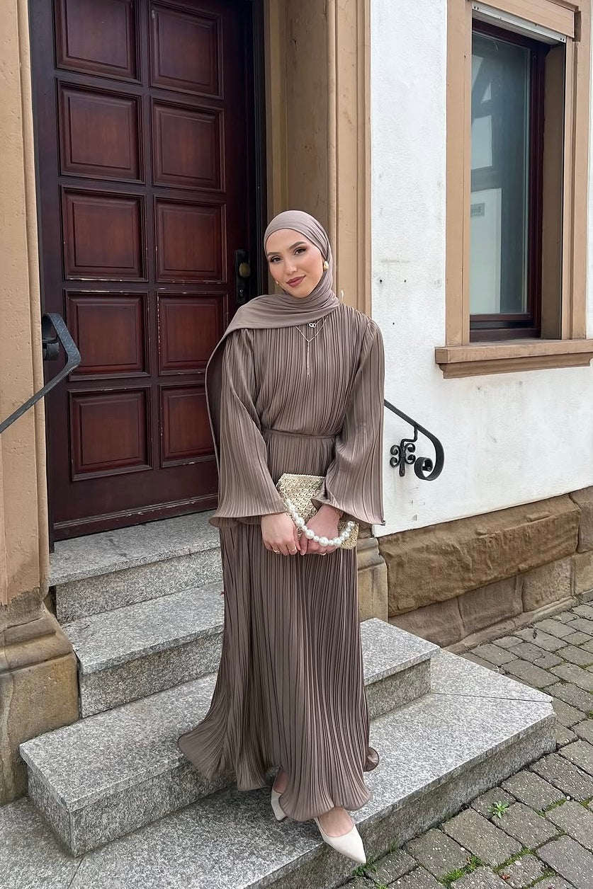 Bronze Pleated Abaya Dress with Curvy Edges
