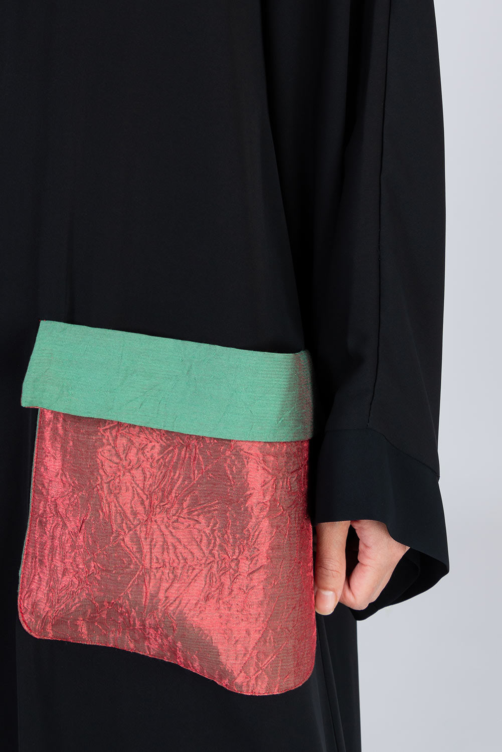 Feradje Black Abaya with Colourful Pockets