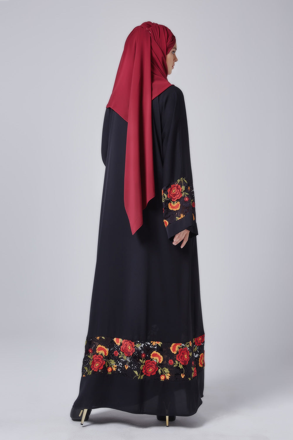 Feradje Black Closed Abaya with Red Flowers and Lace on Sleeves & Bottom Hemline in Silk