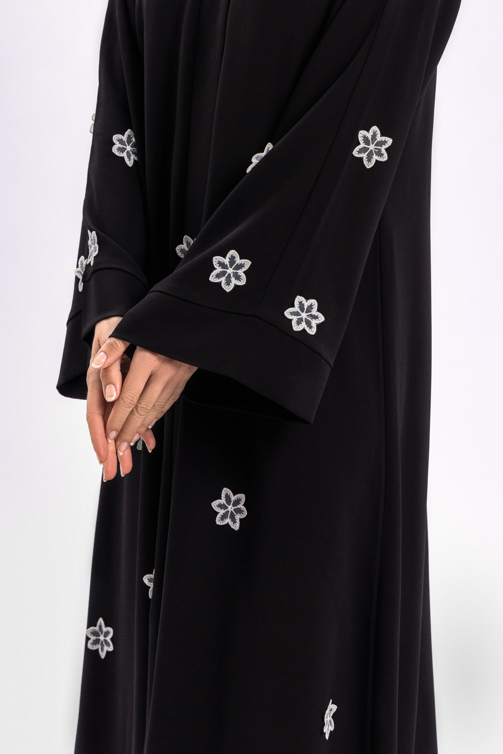 Black Abaya White Flowers FERADJE