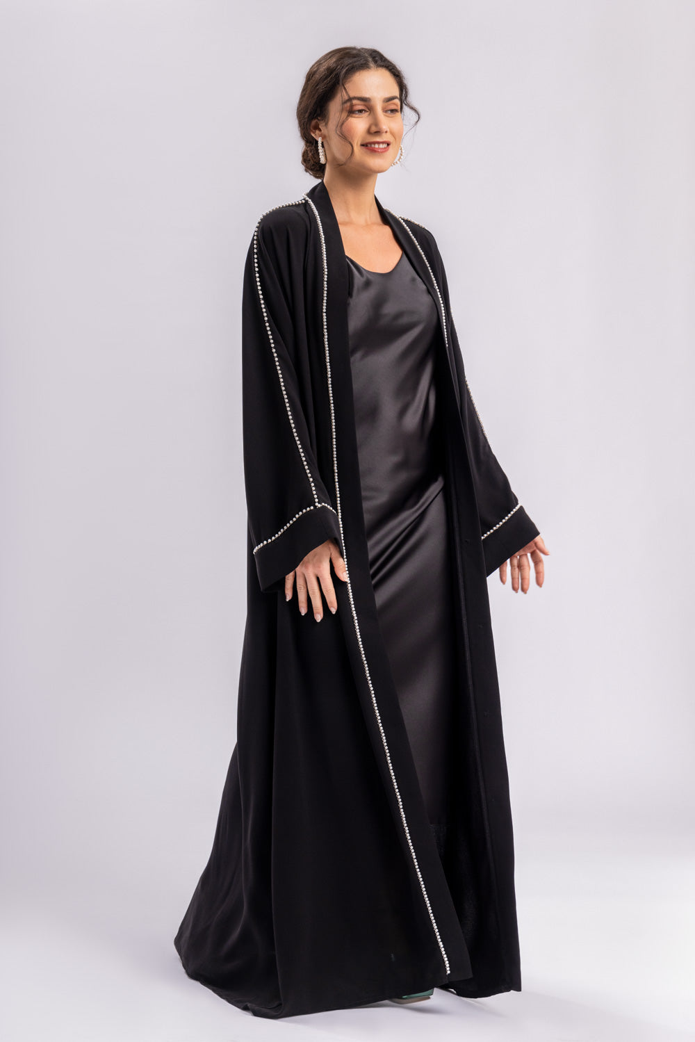 Black White Pearls Open Abaya FERADJE