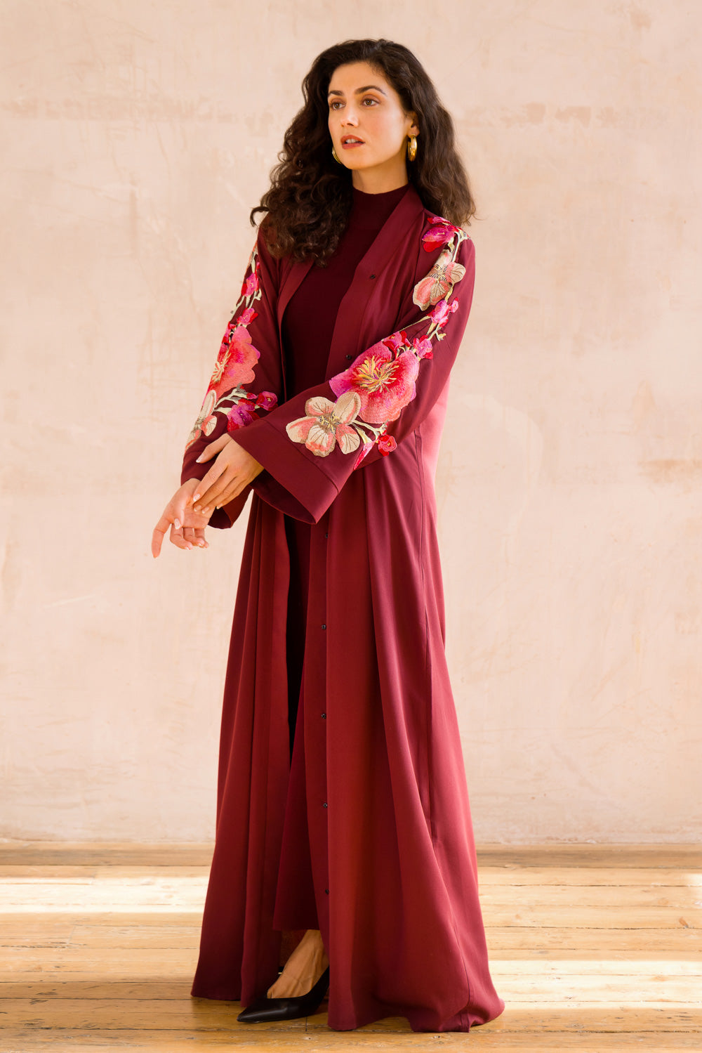 Maroon Open Abaya Flower Sleeves FERADJE