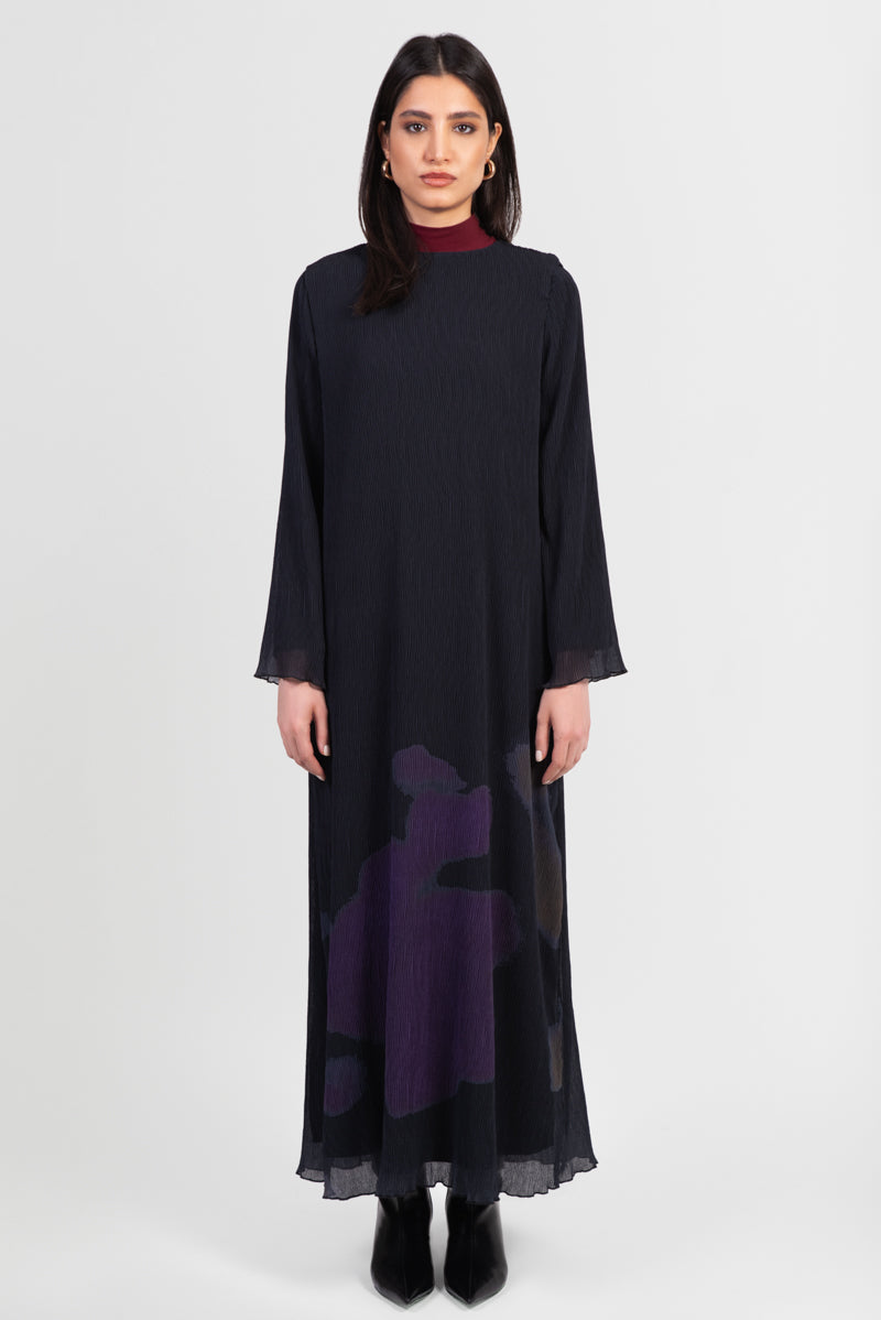Black abaya with printed pattern and pleated design,, front view
